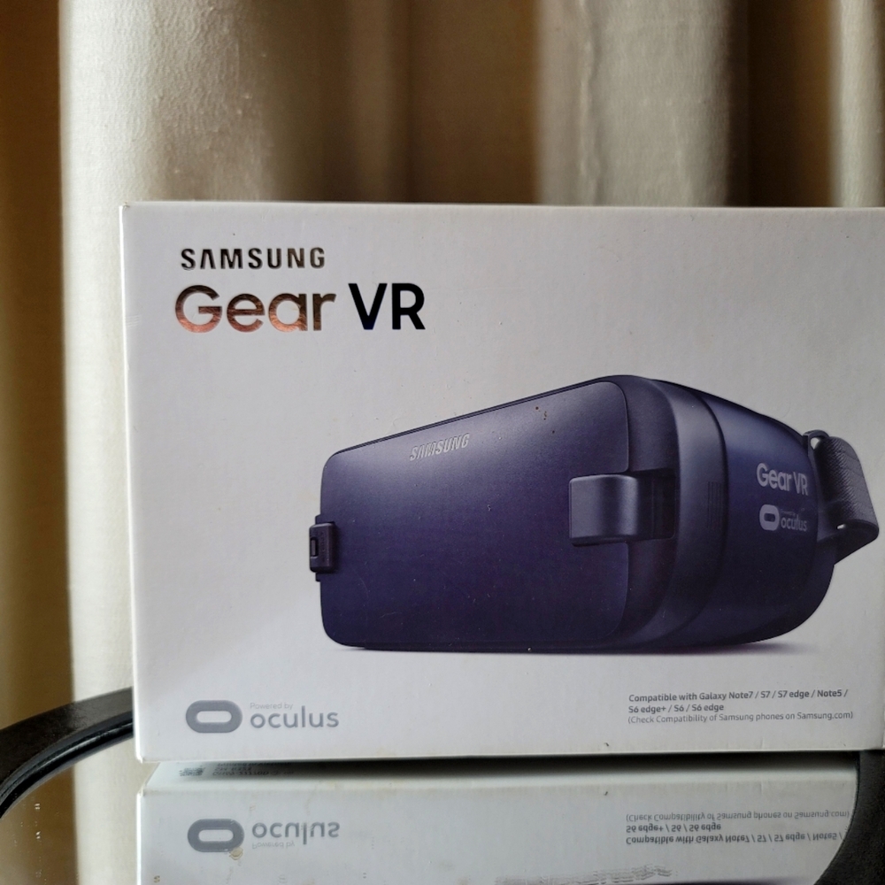 Samsung Galaxy VR SM-R323